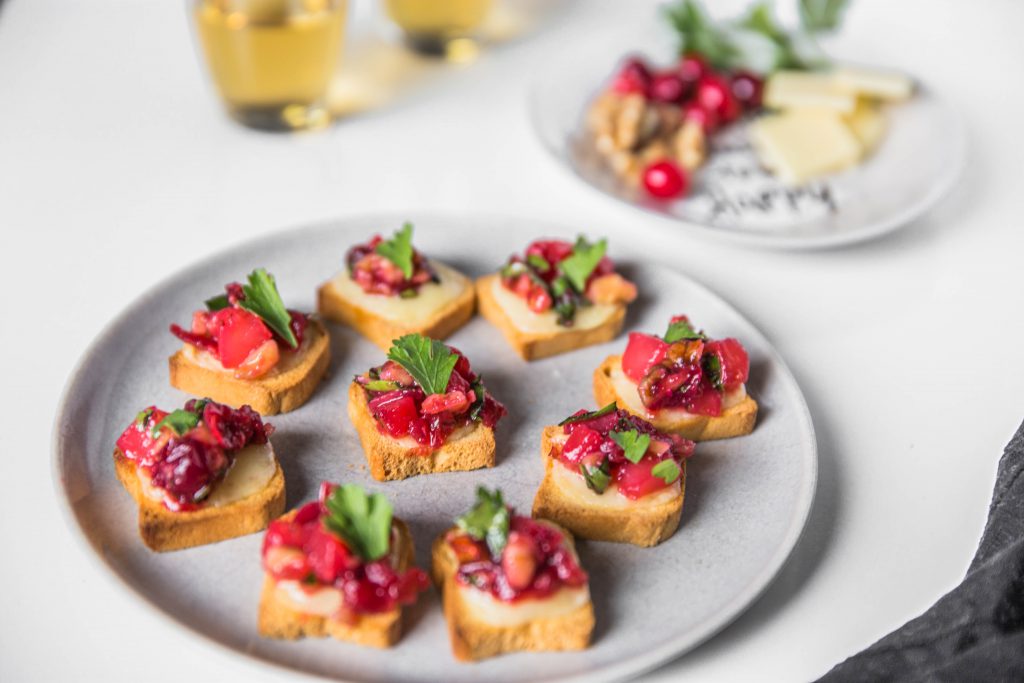 Cheddar Cranberry Chutney Crostini 9