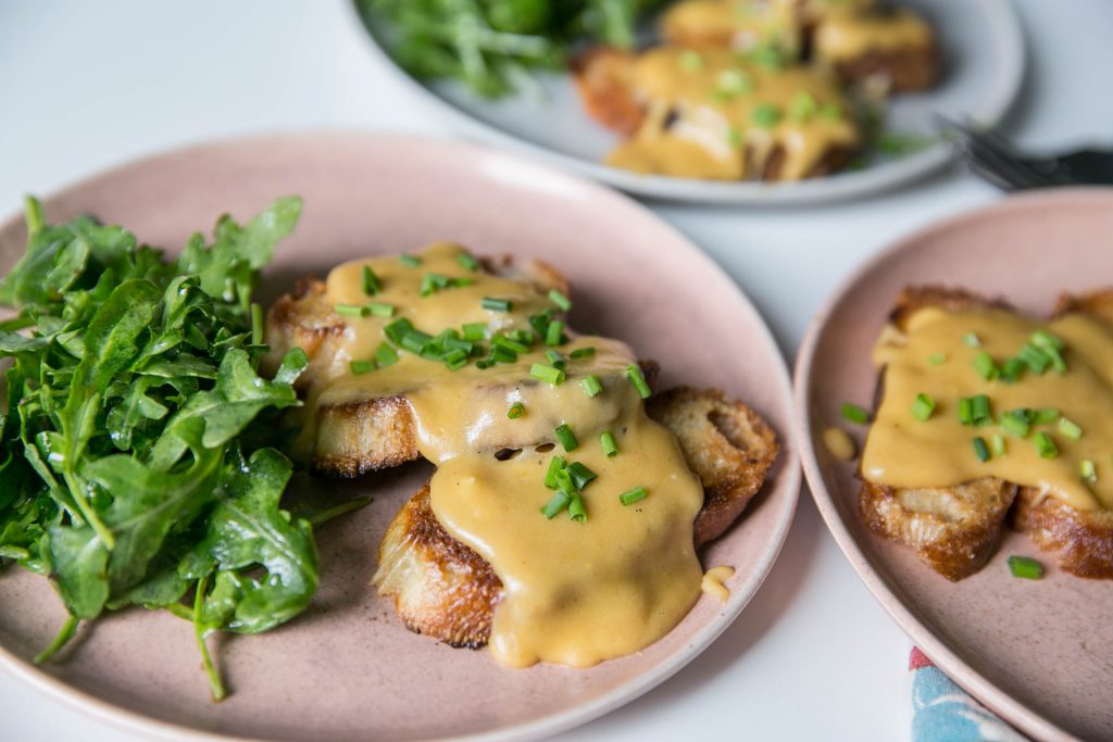 Welsh Rarebit with arugula salad